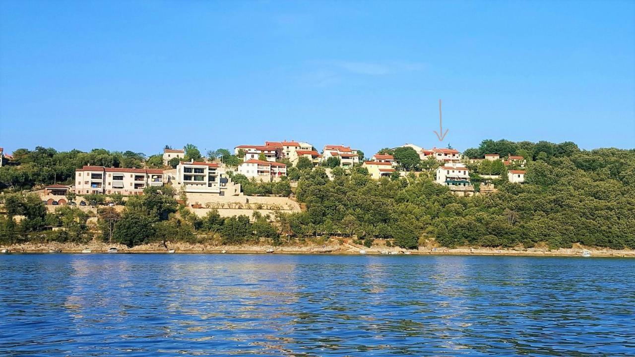 Apartments Alenka By The Sea Лабин Екстер'єр фото